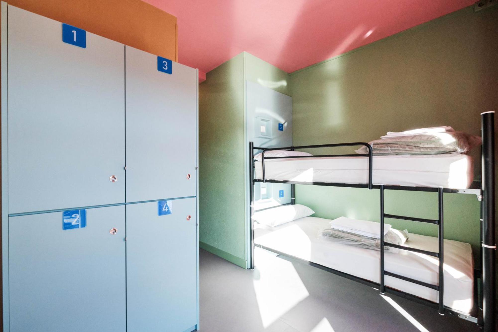 Loop Inn Hostel Сантяго де Компостела Екстериор снимка